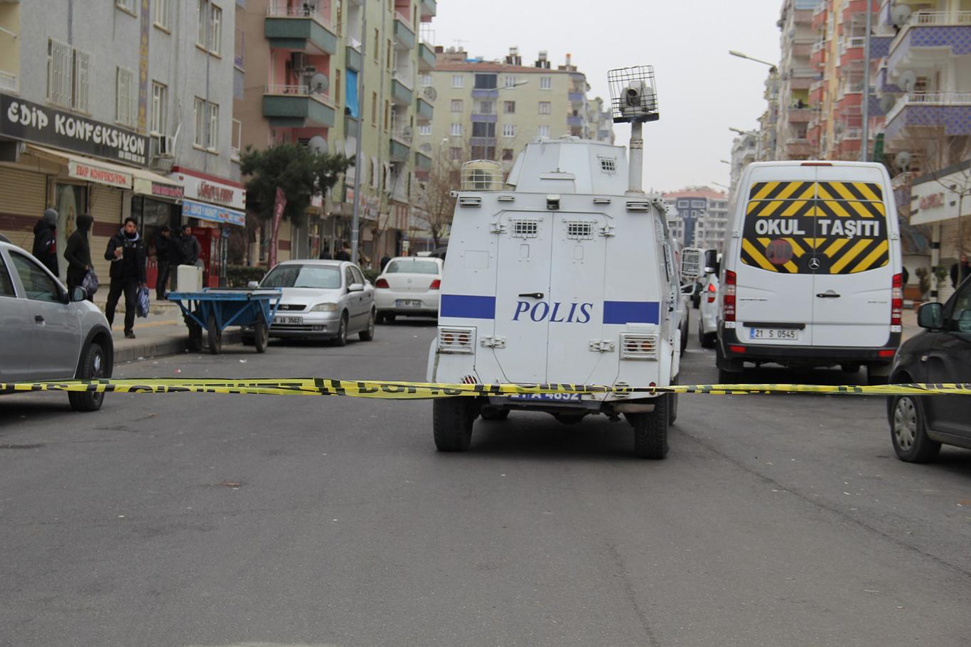 Diyarbakır’da silahlı kavga: 3 yaralı